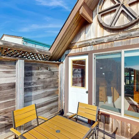 Whalesong House Villa